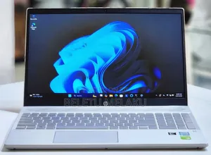 New Laptop HP Pavilion 15 8GB Intel Core I5 HDD+SSD 1T