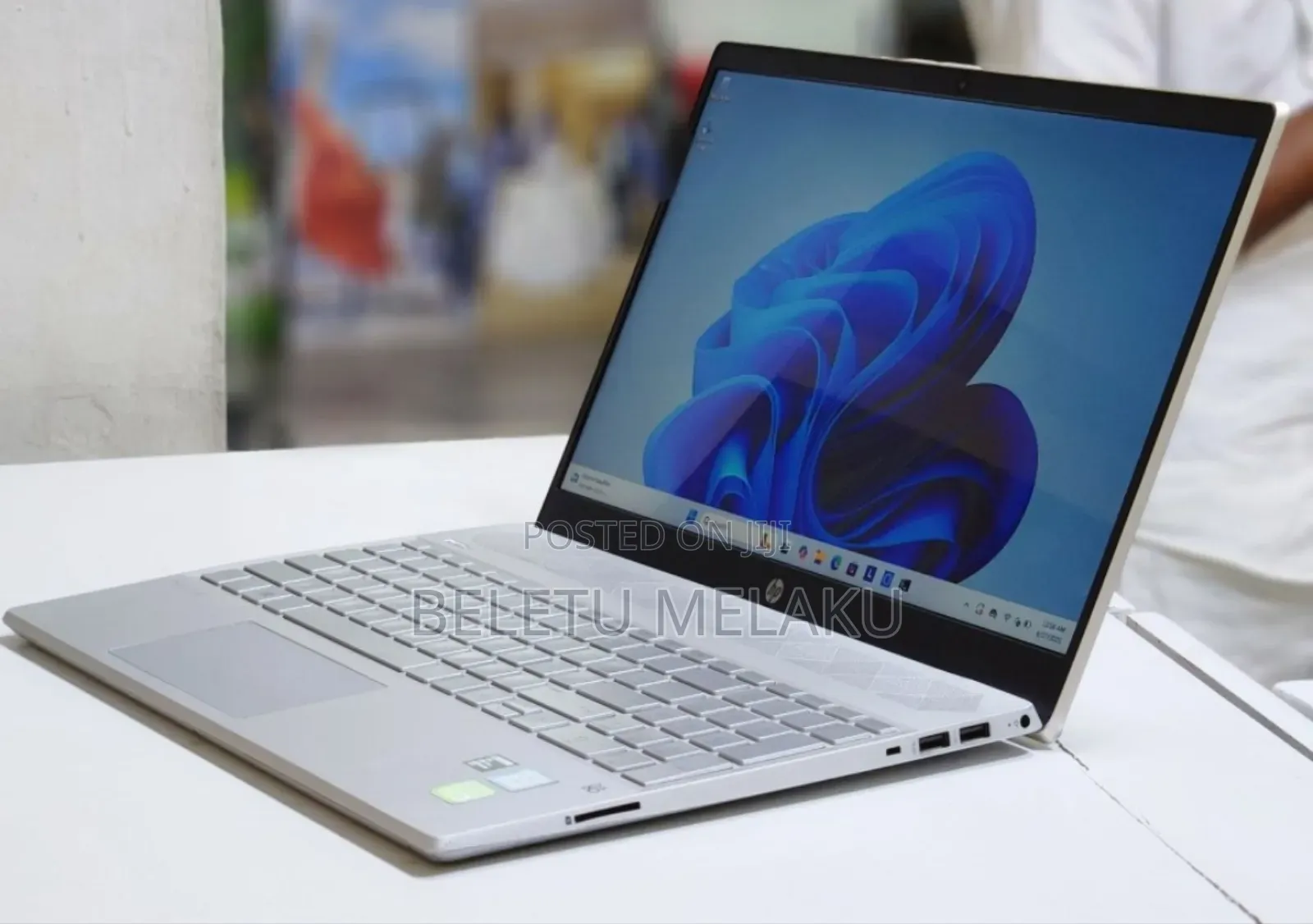 New Laptop HP Pavilion 15 8GB Intel Core I5 HDD+SSD 1T