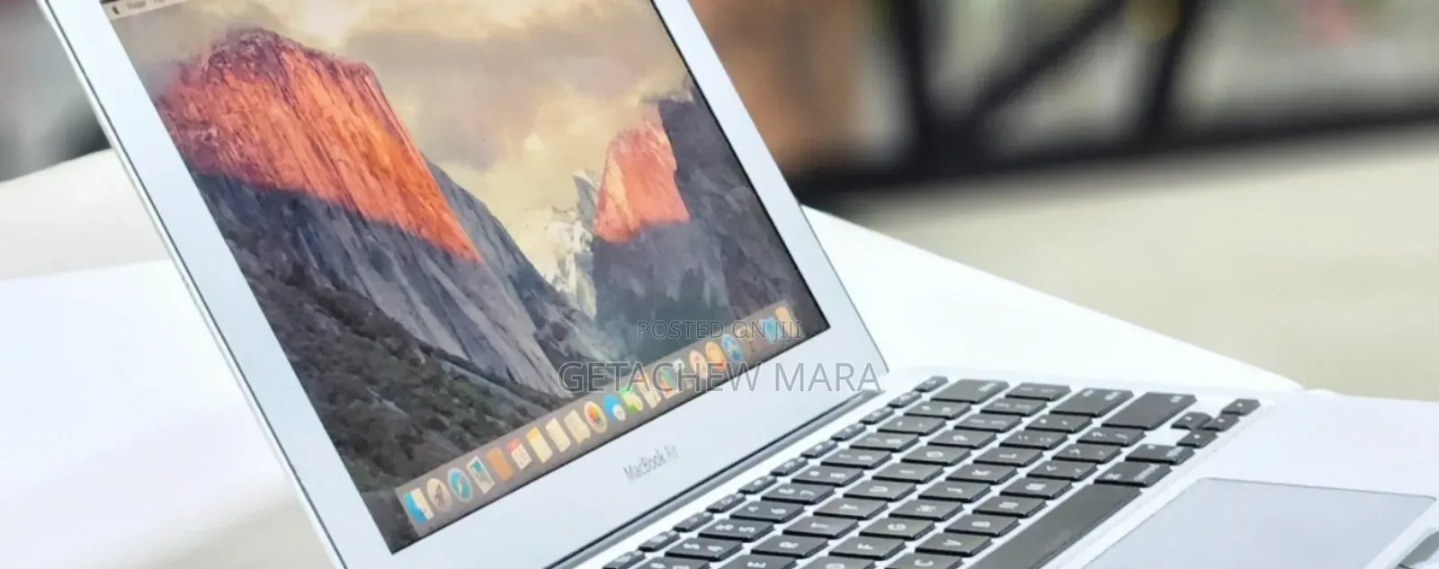 New Laptop Apple MacBook Air 2011 4GB Intel Core I5 SSD 128GB