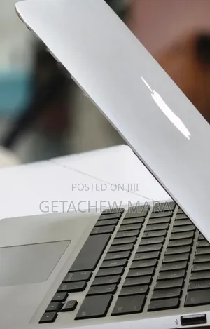 New Laptop Apple MacBook Air 2011 4GB Intel Core I5 SSD 128GB