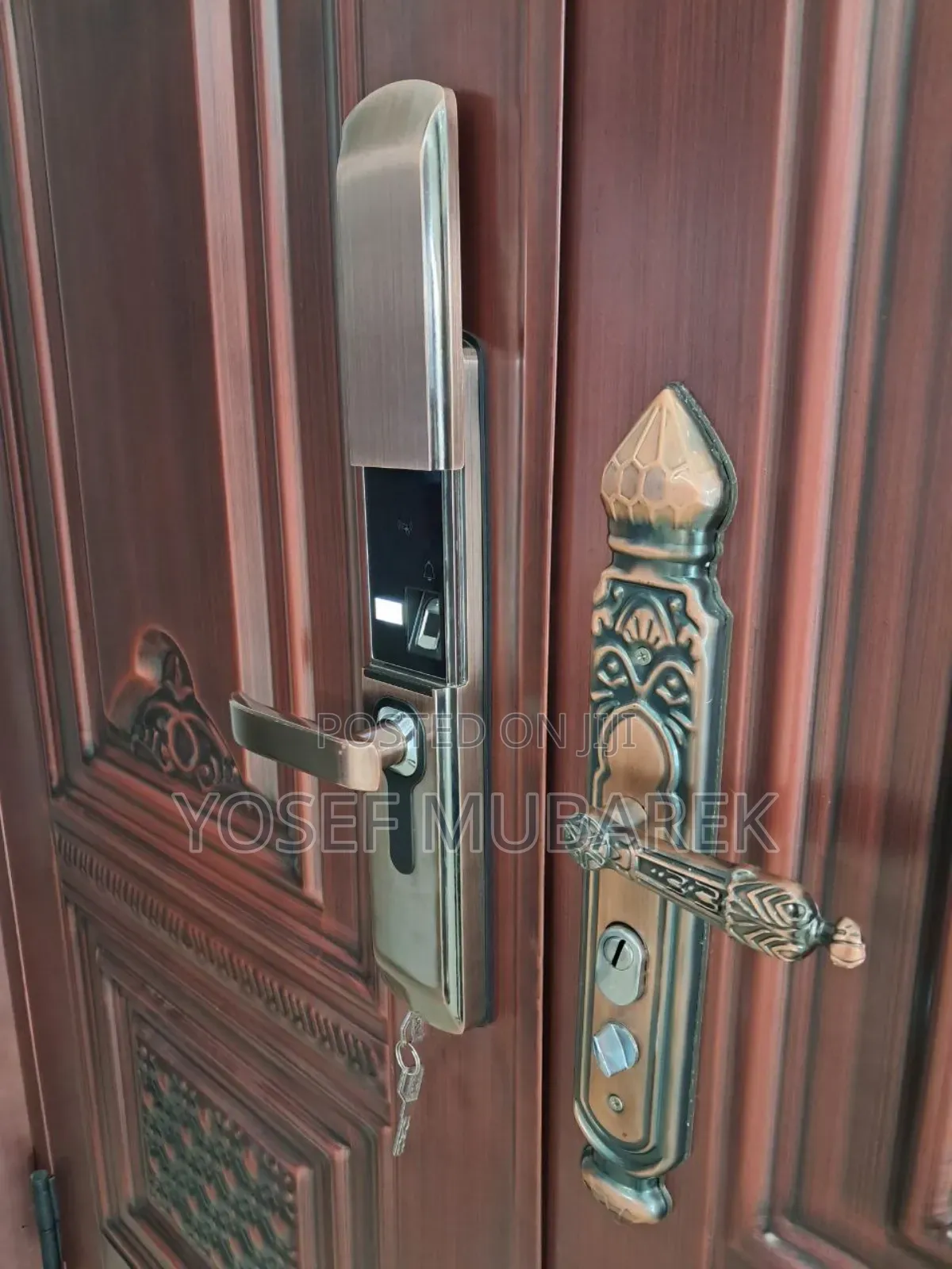 Victor Digital Handle