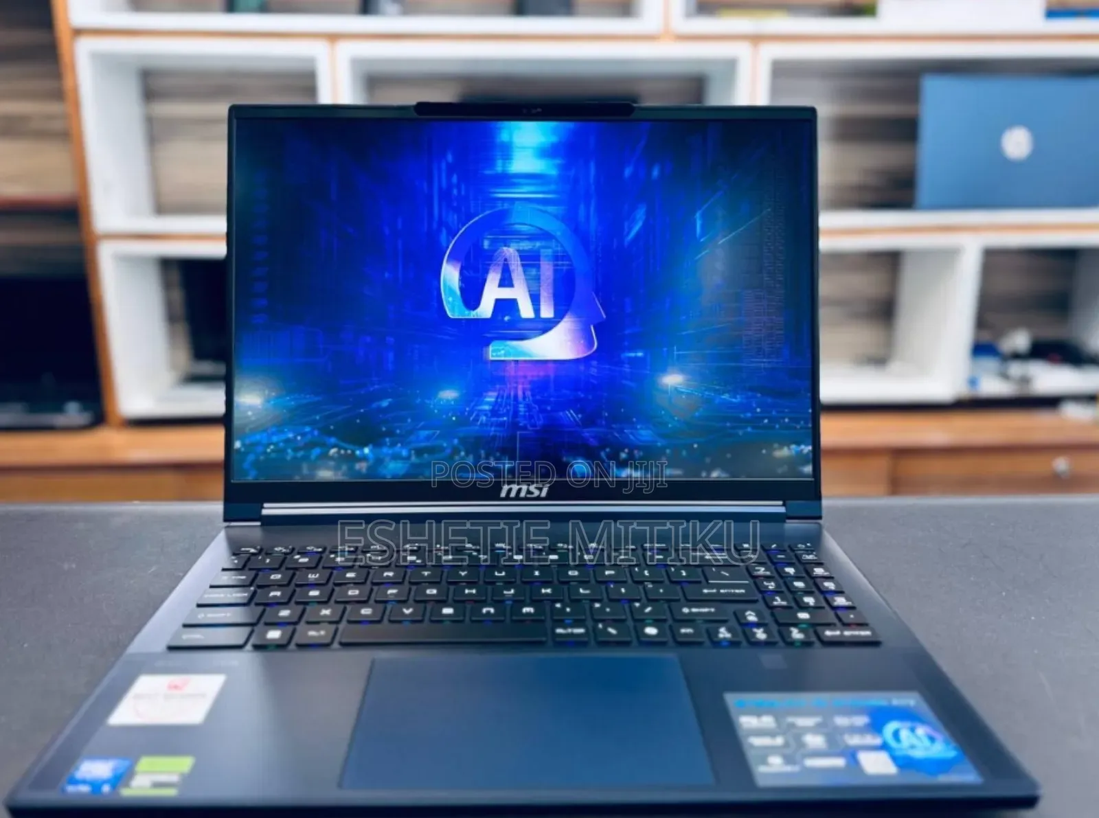 New Laptop MSI Prestige 16 AI Studio 32GB Nvidia SSD 1T