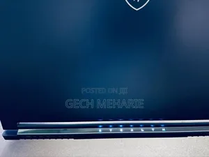 New Laptop MSI Stealth 16 AI Studio 32GB Intel Core Ultra 9 SSD 1T