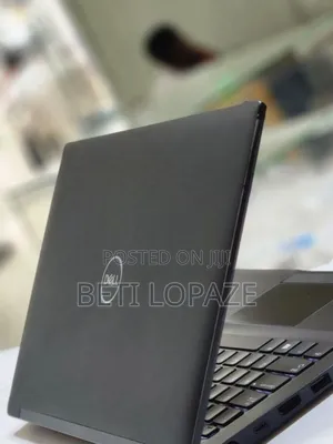 New Laptop Dell Latitude 5310 8GB Intel Core I5 SSD 256GB