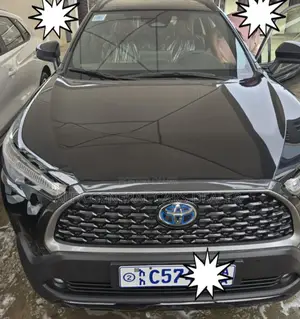 Photo - Toyota Corolla Cross 2023 Black
