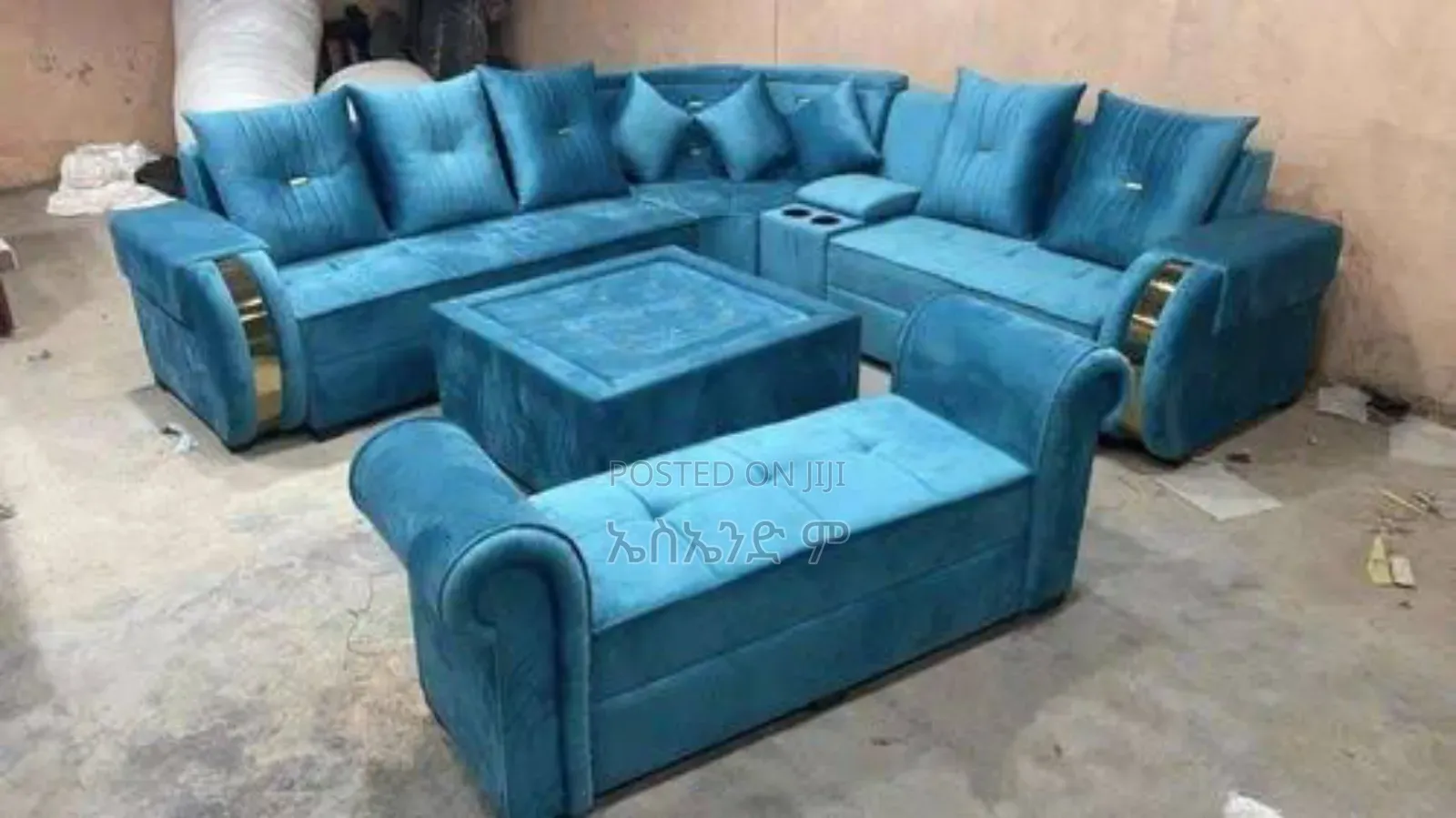 Elegant Velvet Sofa Design With Table