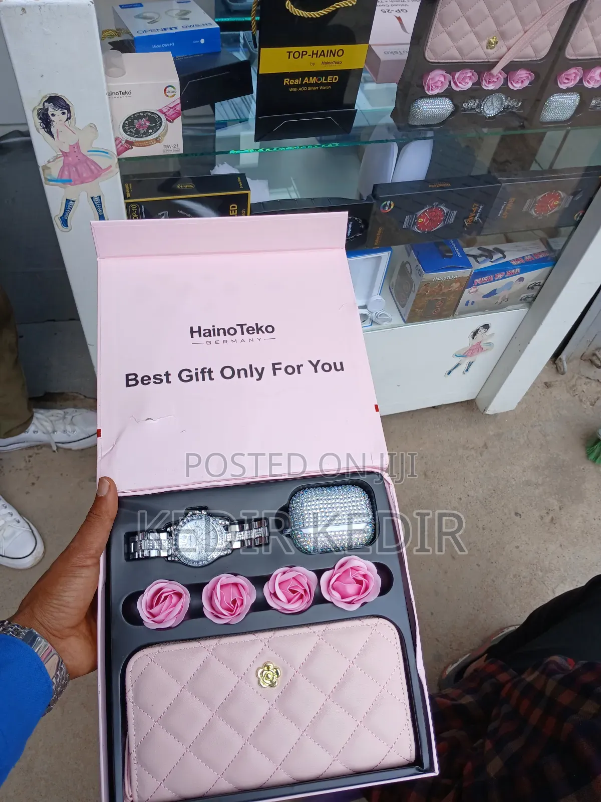 ለሴቶች ለልደት፣ለምርቃት ስጦታ የሚሆን Haino-Teko Gp-25 Smart Watch