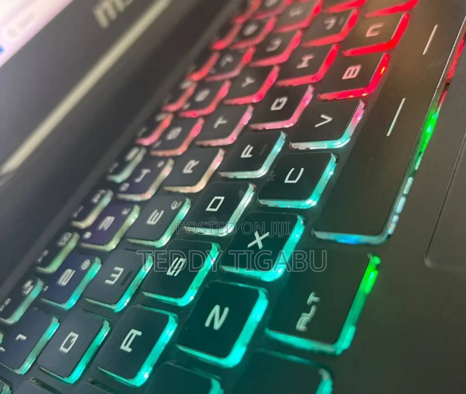 New Laptop MSI GF63 8GB Intel Core I7 SSD 256GB