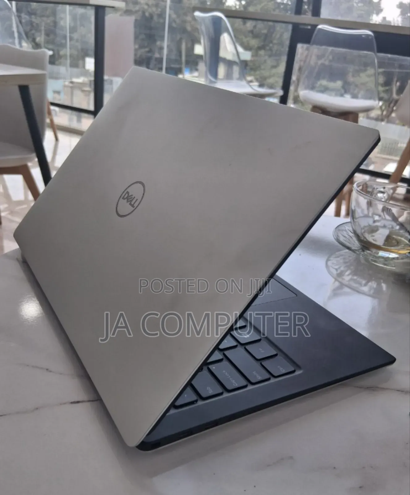 New Laptop Dell XPS 15 8GB Intel Core I5 SSD 512GB