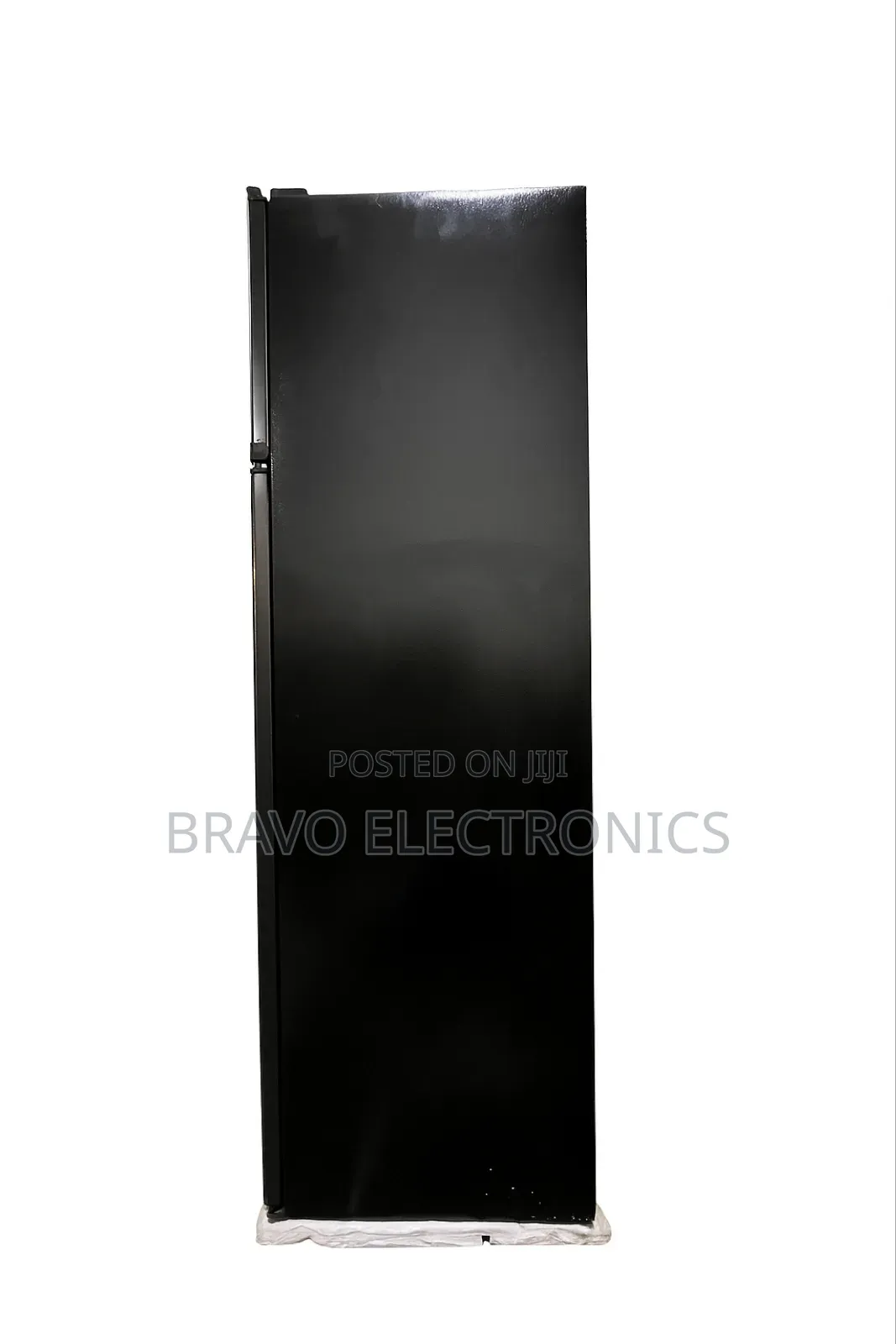 Brand New Boss 400l Refrigerator – Super Cool Deal!