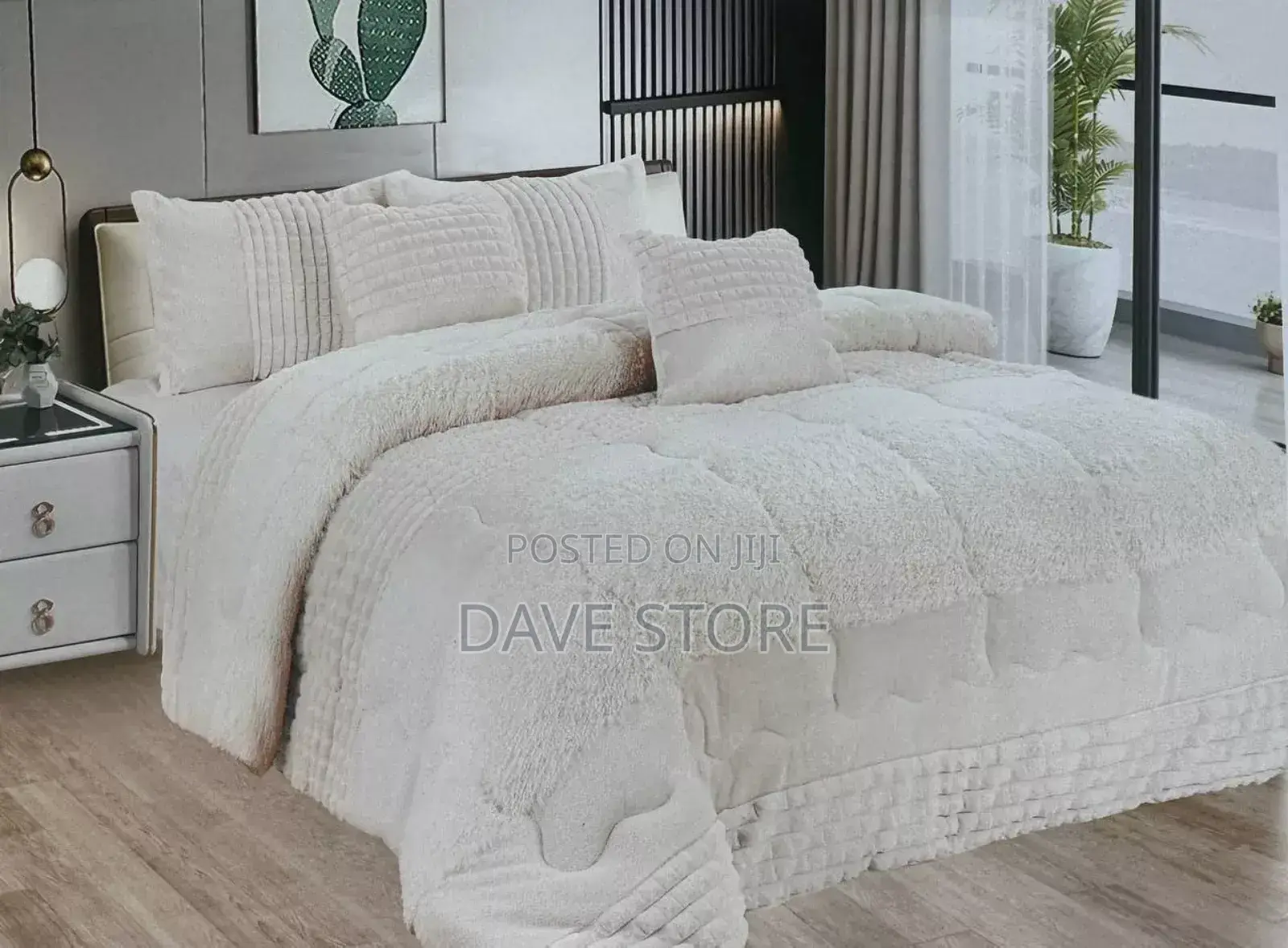 Seven (7) PCS Comforter Set