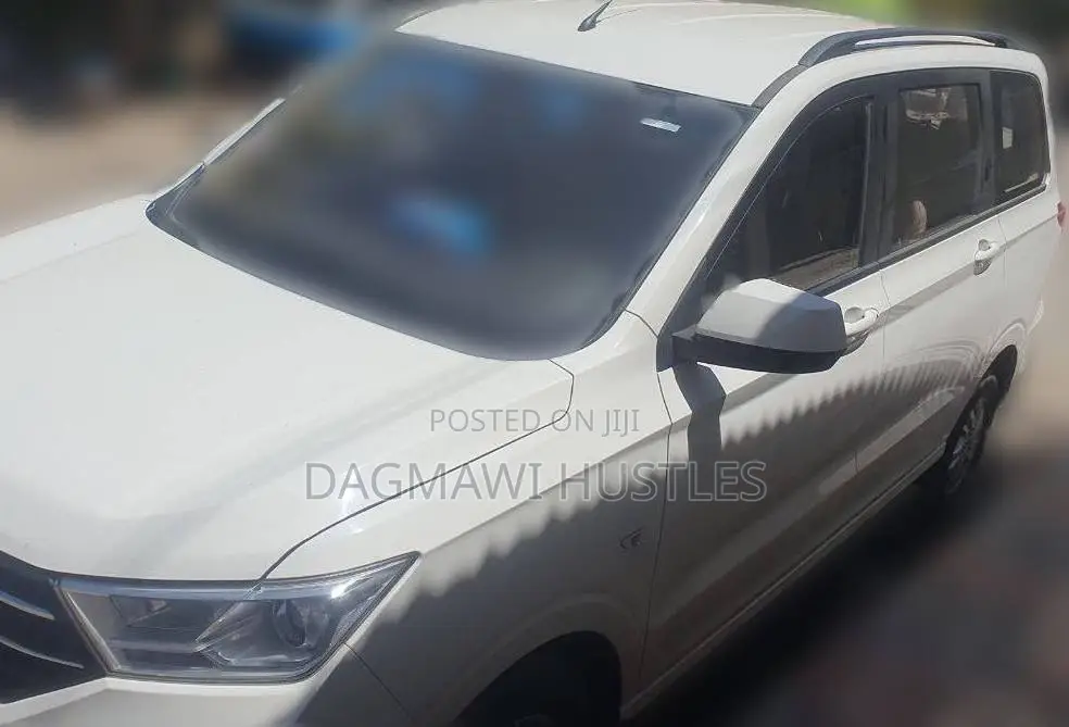 Wuling Hongguang S 2024 White