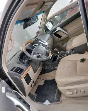 Toyota Land Cruiser Prado 2021 Burgundy