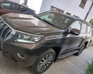 Photo - Toyota Land Cruiser Prado 2021 Burgundy
