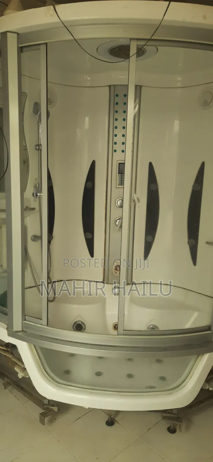 7bdrm House in House, Bole for rent