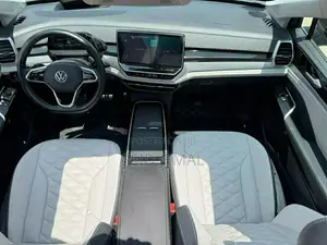 Volkswagen ID.6 2022 Brown