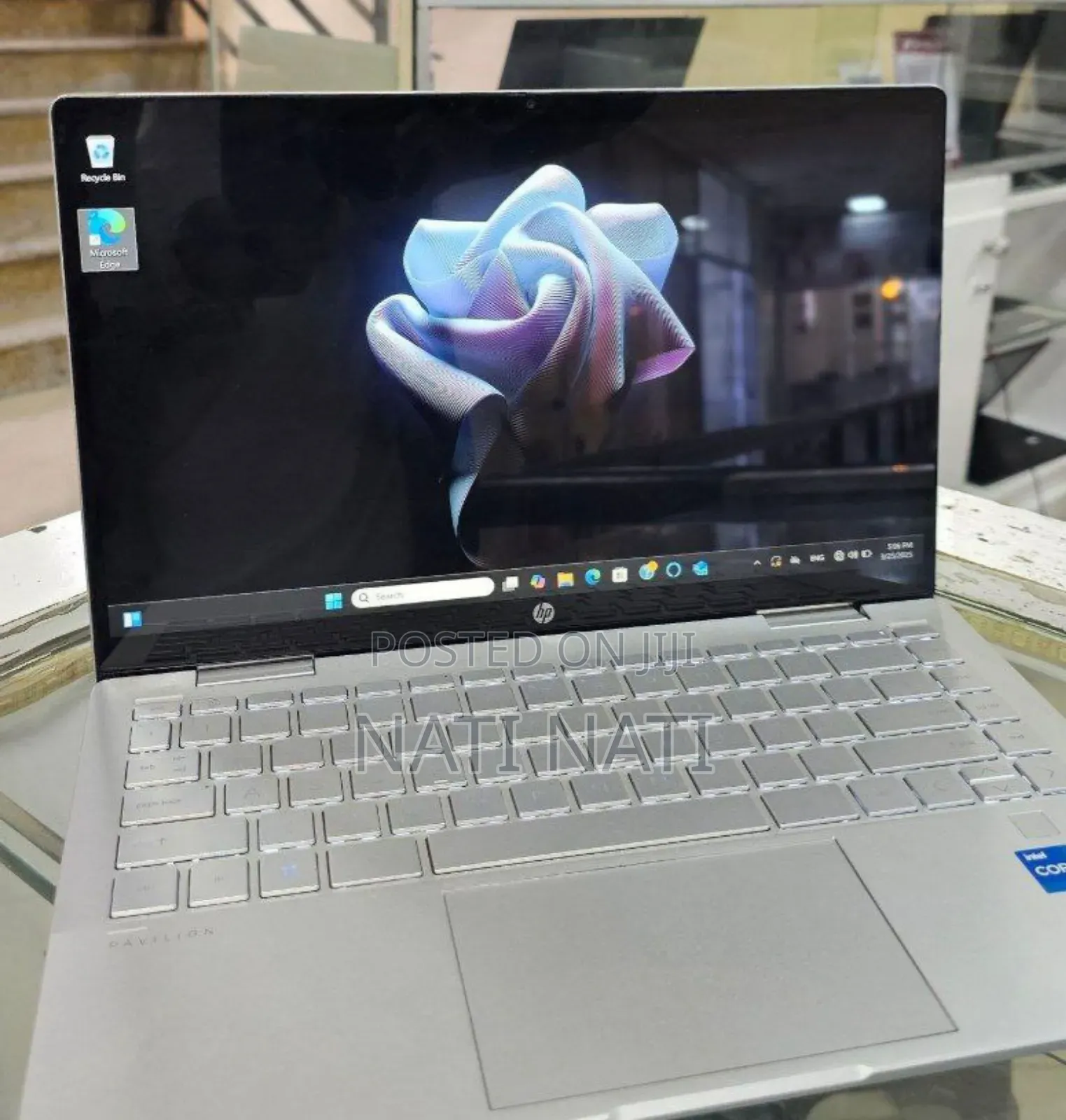 New Laptop HP Pavilion X360 8GB Intel Core I5 SSD 512GB