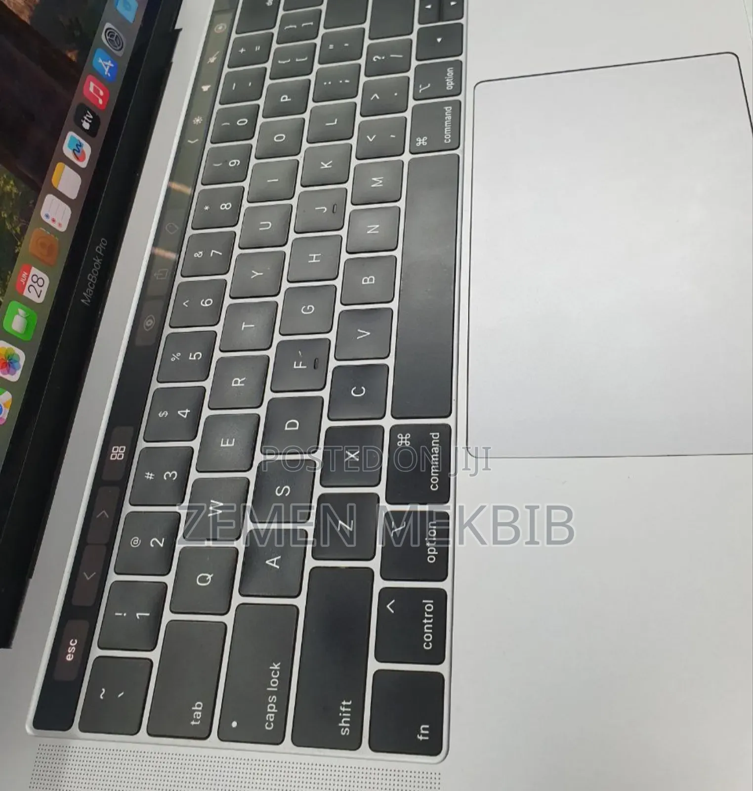 New Laptop Apple MacBook Pro 2013 8GB Intel Core I5 SSD 256GB