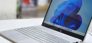 New Laptop HP Pavilion 15 8GB Intel Core I5 SSD 1T