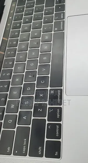 New Laptop Apple MacBook Pro 2019 8GB Intel Core I5 SSD 256GB