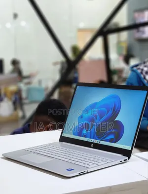 New Laptop HP Stream Notebook 16GB Intel Core i7 SSD 512GB