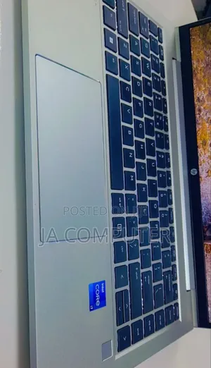 New Laptop HP ProBook 440 G9 16GB Intel Core I7 SSD 512GB