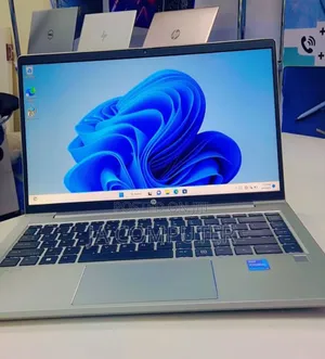 New Laptop HP ProBook 440 G9 16GB Intel Core I7 SSD 512GB