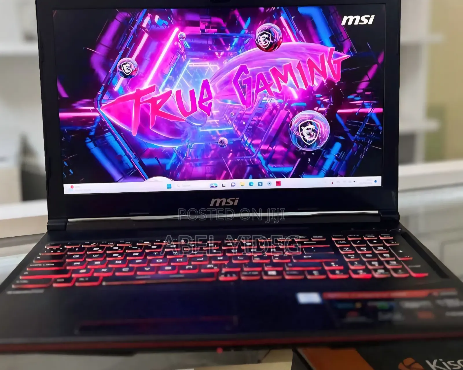 New Laptop MSI GS63 7RD Stealth 16GB Intel Core I7 HDD+SSD 256GB