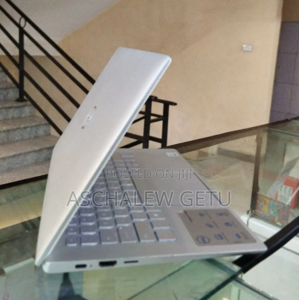 New Laptop Dell Inspiron 15 8GB Intel Core I7 SSD 512GB