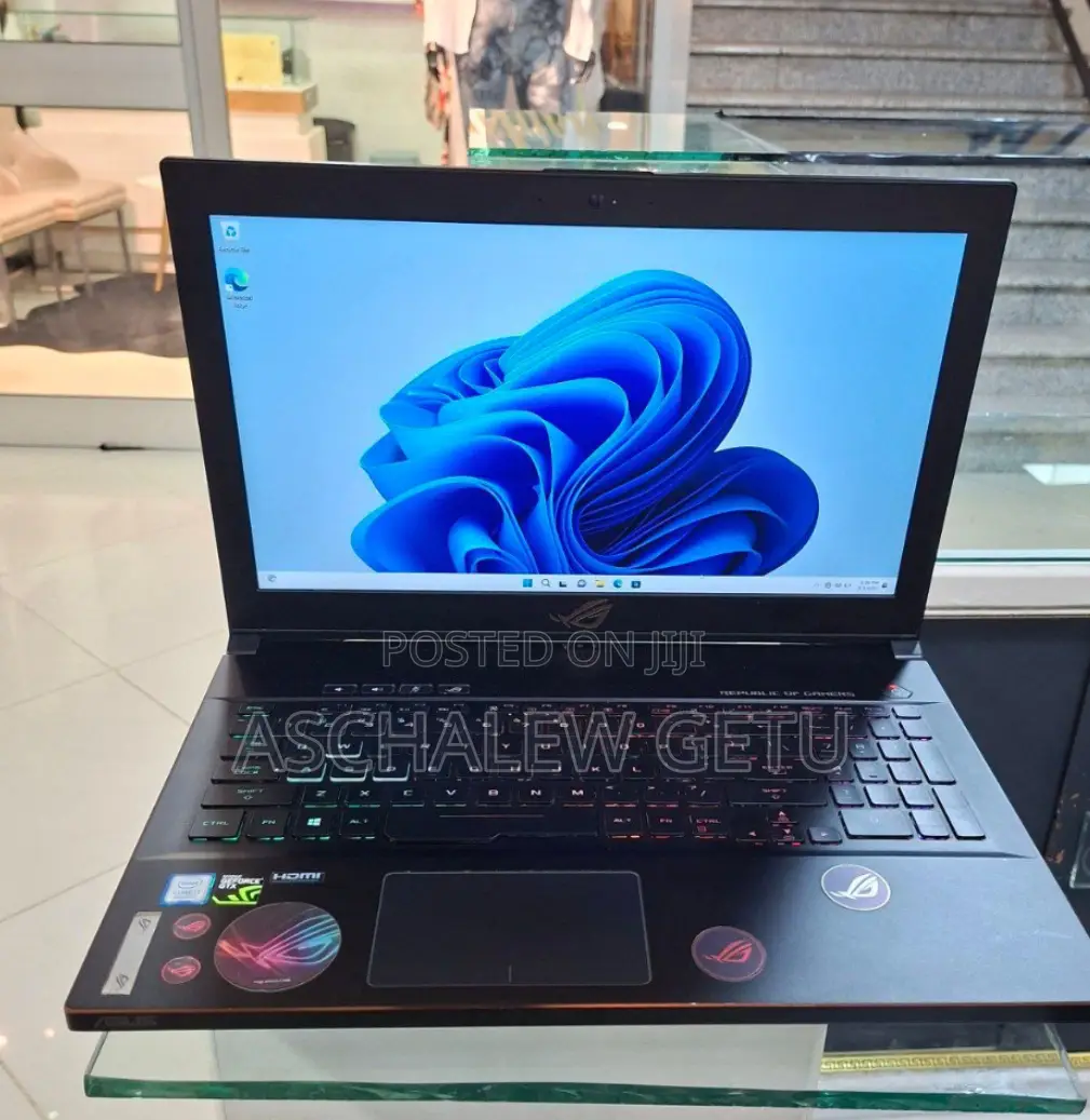 New Laptop Asus ROG Zephyrus G15 16GB Intel Core I7 HDD 1T