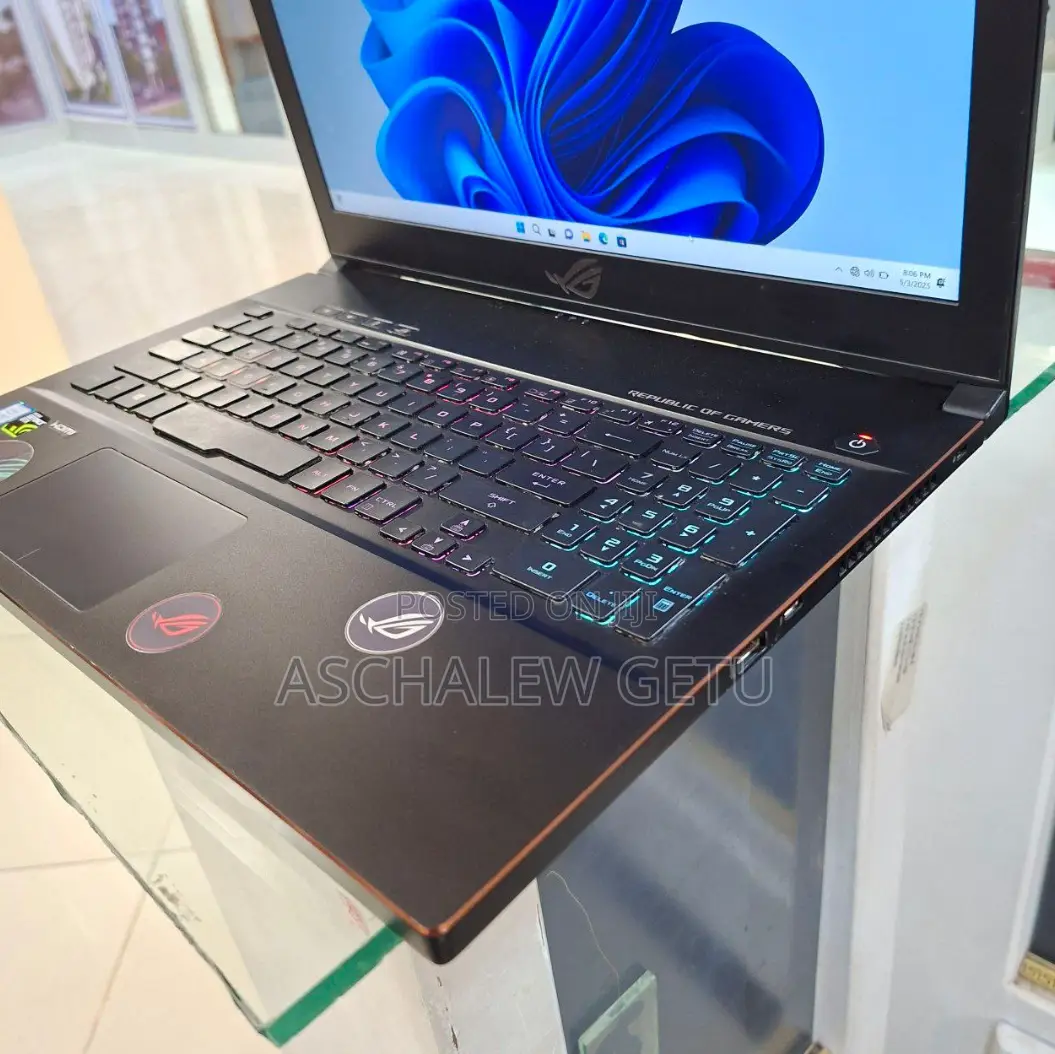 New Laptop Asus ROG Zephyrus G15 16GB Intel Core I7 HDD 1T