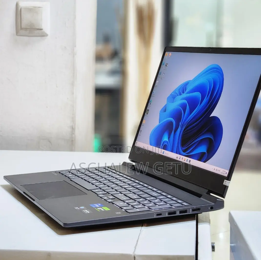 New Laptop HP Victus 15 16GB Intel Core I7 SSD 1T