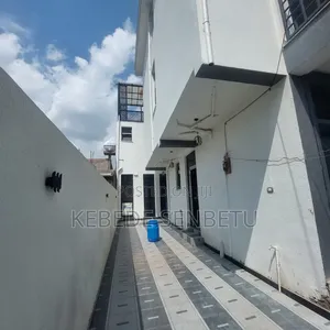 6bdrm House in Oromia, East Shewa for rent