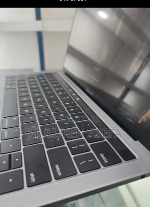 New Laptop Apple MacBook 2013 8GB Intel Core I5 SSD 256GB