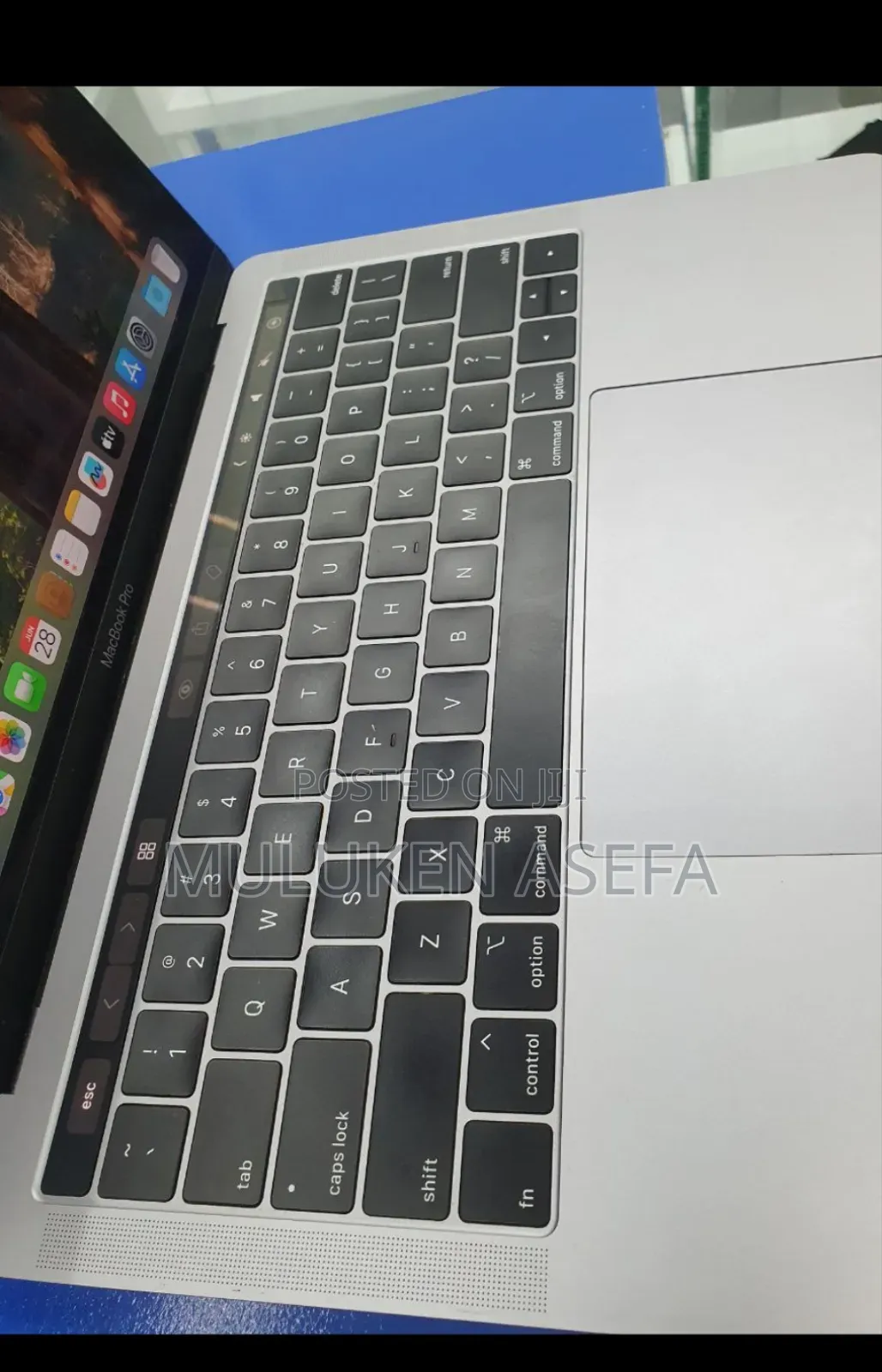 New Laptop Apple MacBook 2013 8GB Intel Core I5 SSD 256GB