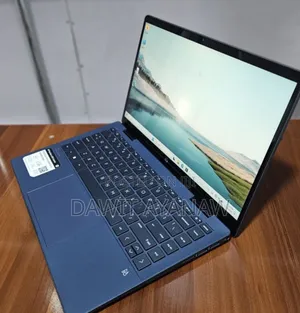 New Laptop HP 8GB Intel Core I3 SSD 256GB