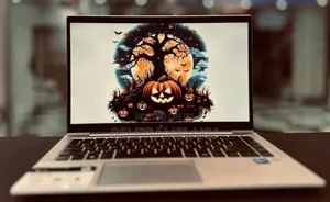 Photo - New Laptop HP EliteBook 840 G8 16GB Intel Core I7 SSD 512GB