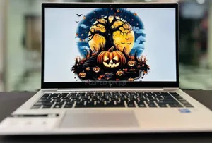 New Laptop HP EliteBook 840 G8 16GB Intel Core I7 SSD 512GB