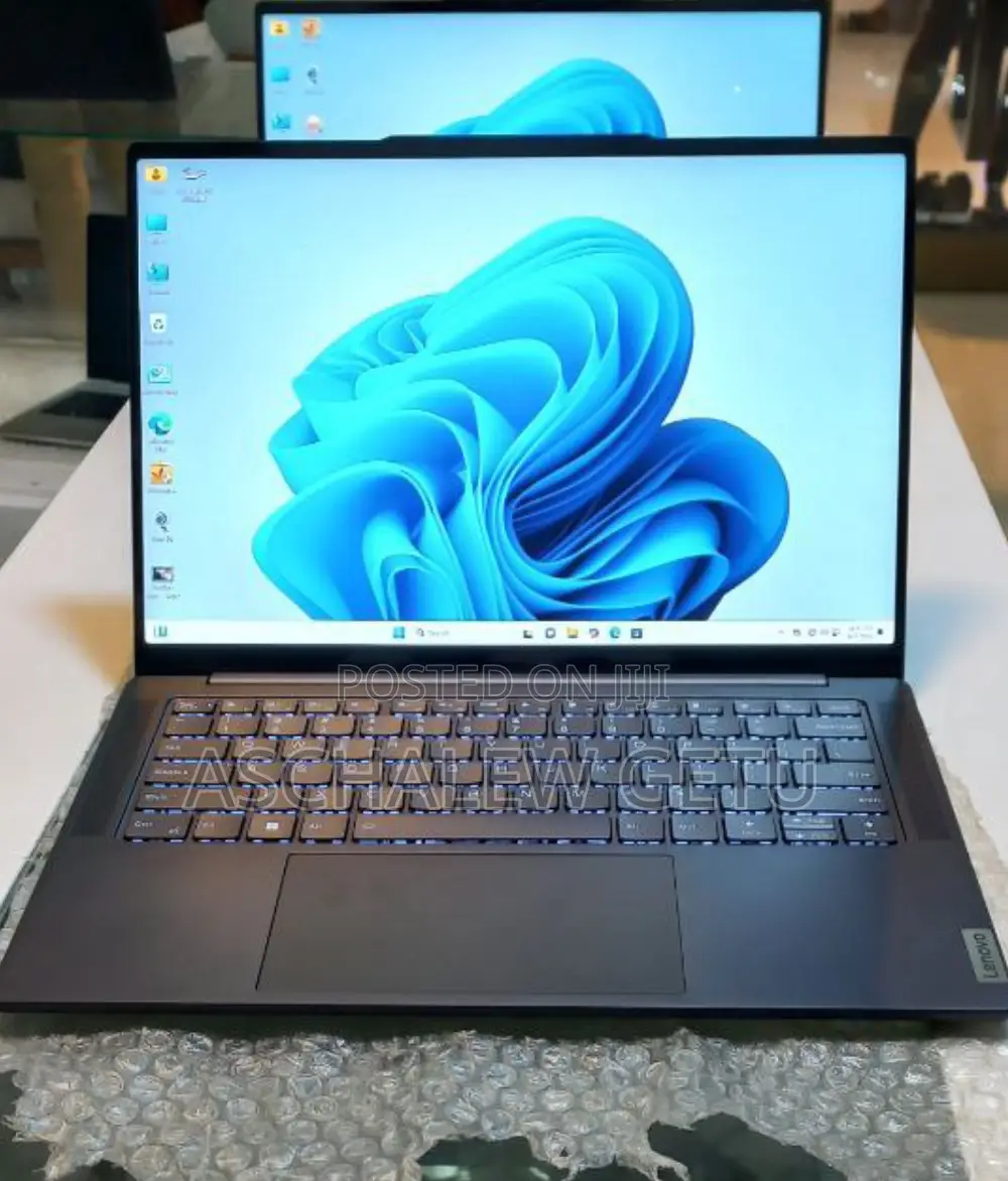 New Laptop Lenovo Yoga 7i 32GB Intel Core I7 SSD 1T