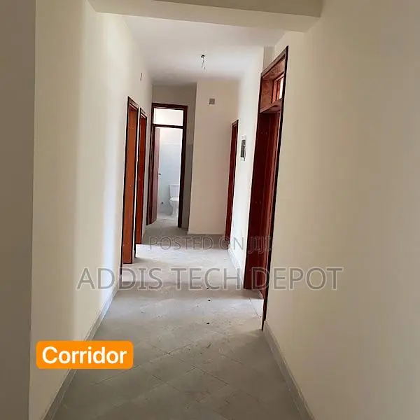 3bdrm Apartment in Sunshine Apartment, Bole for sale