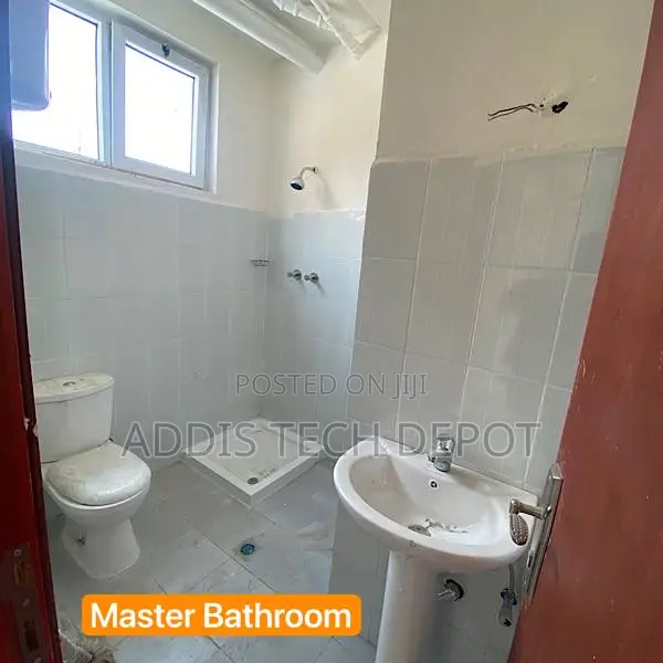 3bdrm Apartment in Sunshine Apartment, Bole for sale