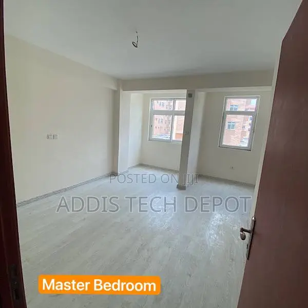 3bdrm Apartment in Sunshine Apartment, Bole for sale