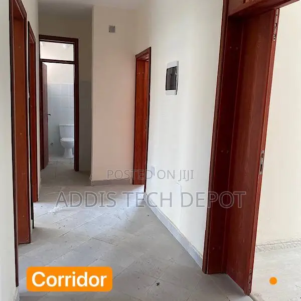 3bdrm Apartment in Sunshine Apartment, Bole for sale