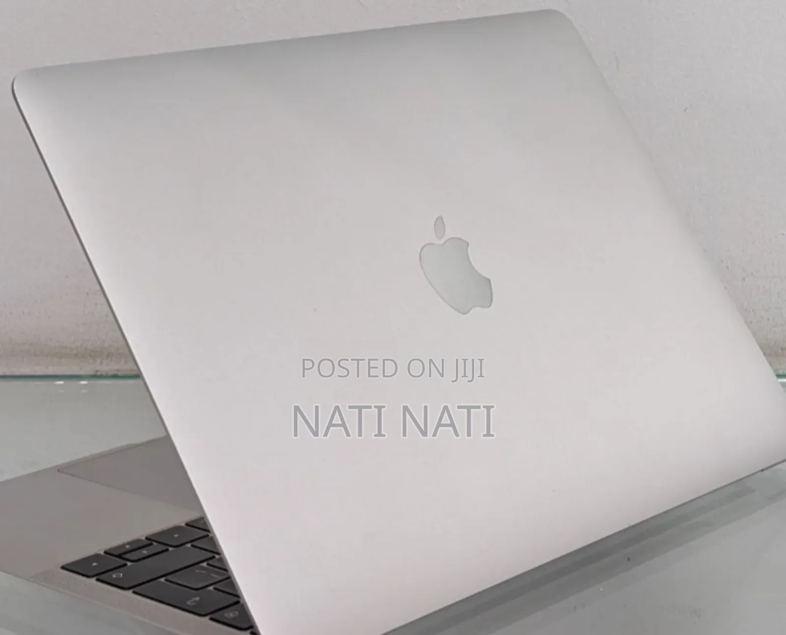 New Laptop Apple MacBook 2013 8GB Intel Core I5 SSD 256GB