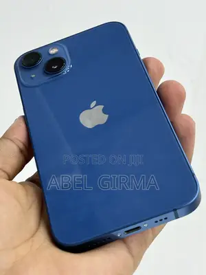 Photo - Apple iPhone 13 256 GB Blue
