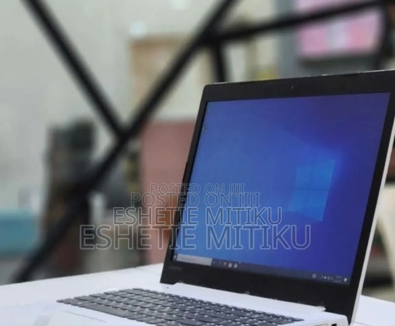 New Laptop Lenovo IdeaPad 330 8GB Intel Core I5 SSD 1T