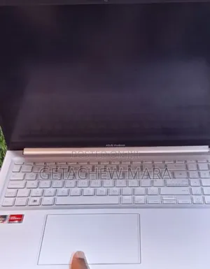 New Laptop Asus Vivobook 16 8GB AMD Ryzen 5 SSD 256GB