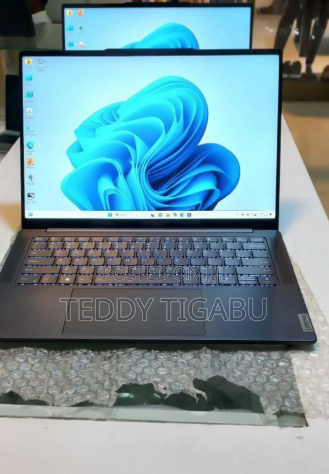 New Laptop Lenovo 32GB Intel Core I7 SSD 1T