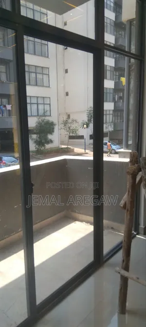 3bdrm Apartment in Noah Realestate, Bole for sale