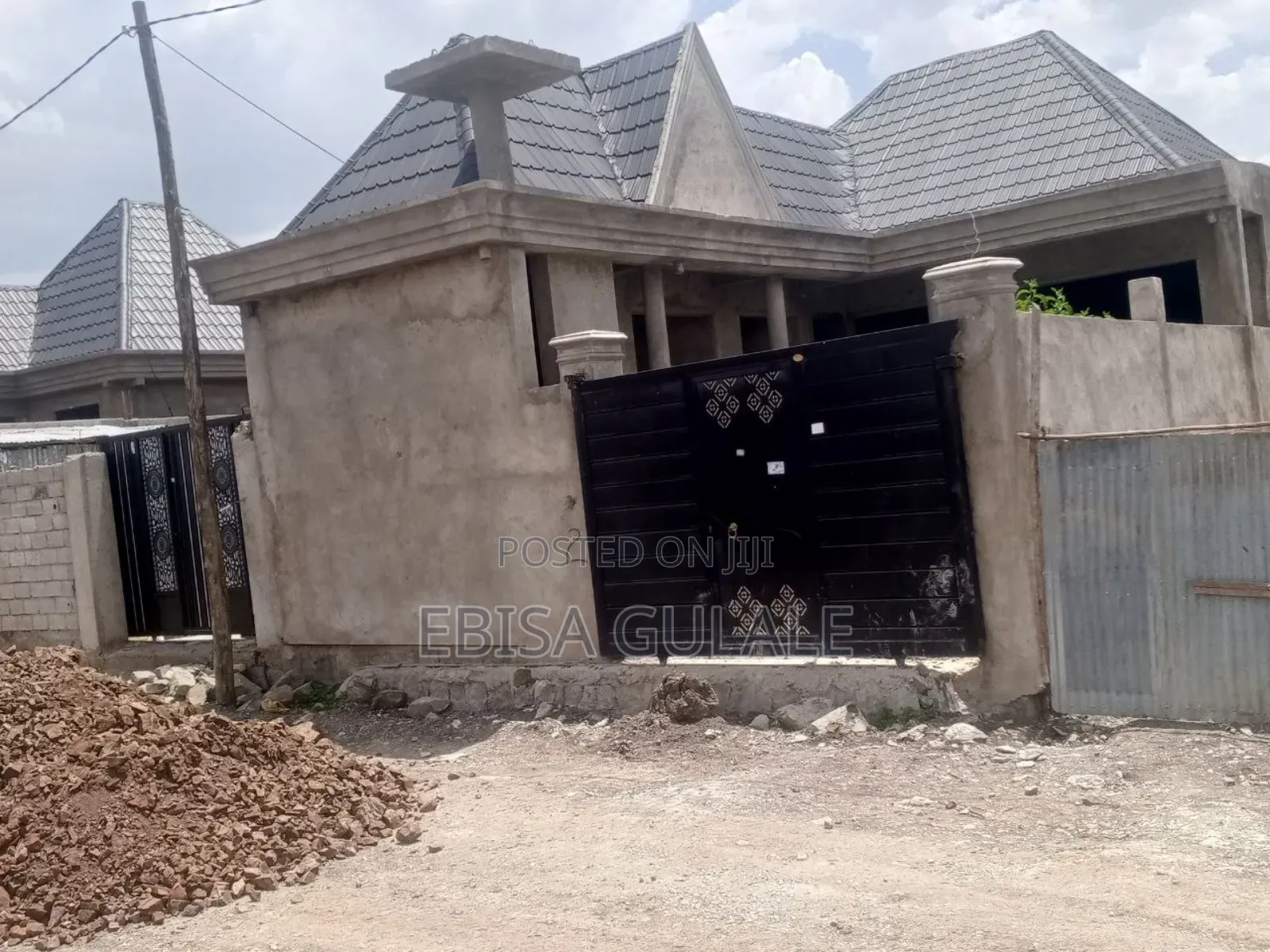 3bdrm Farm House in Oromia-Finfinne for sale